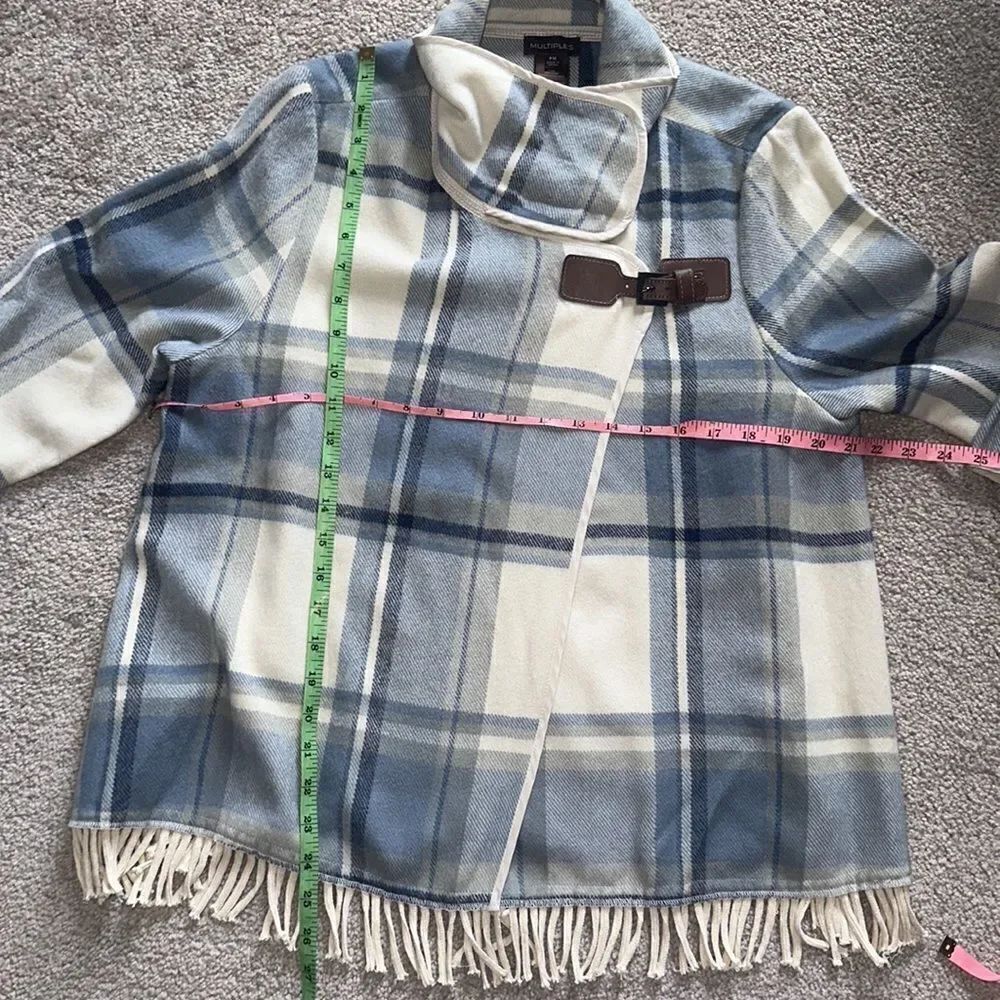 Multiples Plaid Jacket! - Picture 10 of 15